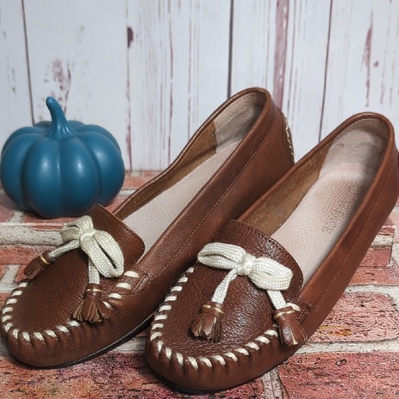 Fat Face British Brown Leather Loafers Women's 8.5 Cream Bow Stitching‎ Heritage - Picture 2 of 16